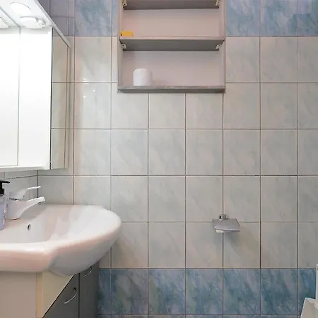 Fuer 5 Personen Ca 45 Qm In Pomer, Istrien Istrische Riviera * بومير